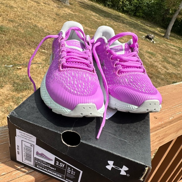 Under Armour Magenta Running Shoes - Picture 1 of 5